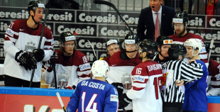 Foto: Latvijas hokeja valstsvienība "Prāga 2015"