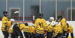 (U14) Rīgas HS meitenes - Hockey Planet