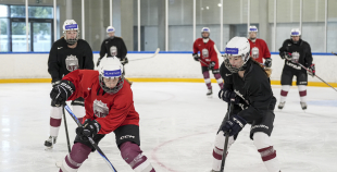 Latvijas U18 meiteņu hokeja izlases treniņš