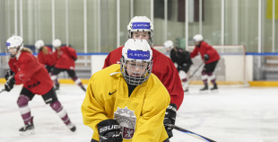 Latvijas U18 meiteņu hokeja izlases treniņš