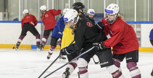 Latvijas U18 meiteņu hokeja izlases treniņš