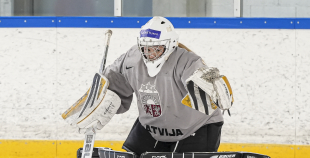 Latvijas U18 meiteņu hokeja izlases treniņš