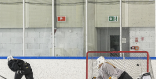 Latvijas U18 meiteņu hokeja izlases treniņš