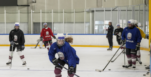 Latvijas U18 meiteņu hokeja izlases treniņš
