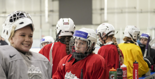 Latvijas U18 meiteņu hokeja izlases treniņš
