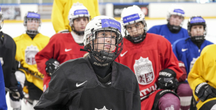 Latvijas U18 meiteņu hokeja izlases treniņš
