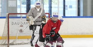 Latvijas U18 meiteņu hokeja izlases treniņš