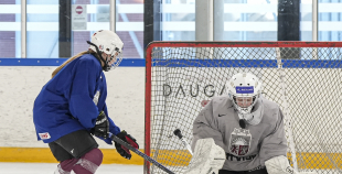 Latvijas U18 meiteņu hokeja izlases treniņš