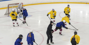 Latvijas U18 meiteņu hokeja izlases treniņš