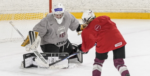 Latvijas U18 meiteņu hokeja izlases treniņš