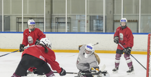 Latvijas U18 meiteņu hokeja izlases treniņš