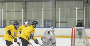 Latvijas U18 meiteņu hokeja izlases treniņš
