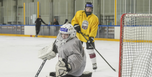 Latvijas U18 meiteņu hokeja izlases treniņš