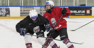 Latvijas U18 meiteņu hokeja izlases treniņš