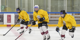 Latvijas U18 meiteņu hokeja izlases treniņš