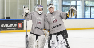 Latvijas U18 meiteņu hokeja izlases treniņš