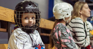 Visā Latvijā aizvadīta Hokeja diena, pulcējot simtiem jauno hokejistu