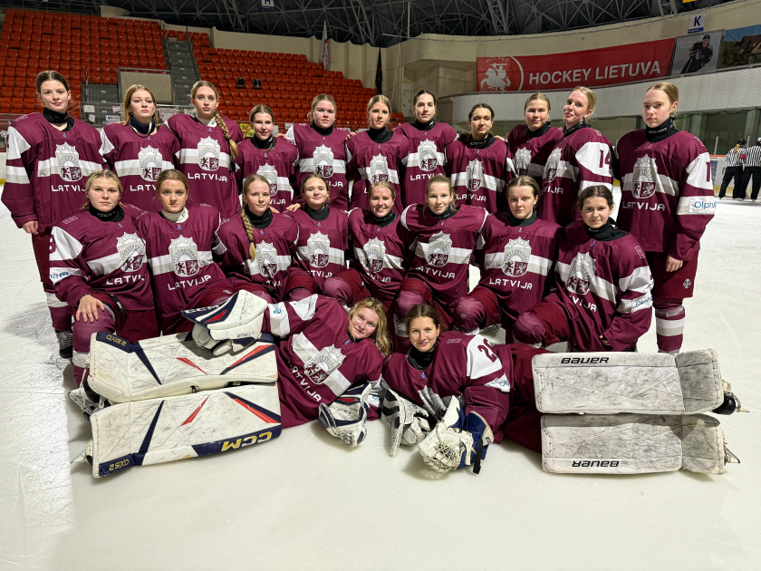 Latvijas U18 sieviešu hokeja izlase ar 5:3 uzveic Lietuvas vienaudzes