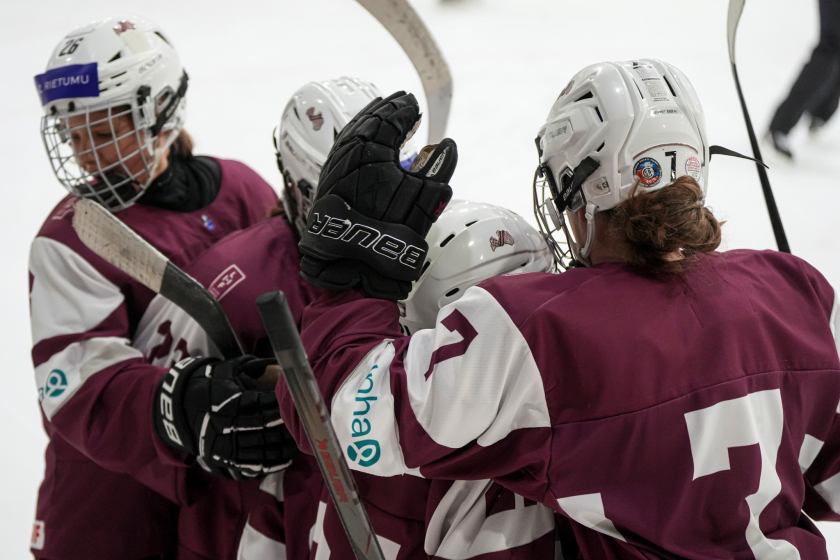 Nosaukts Latvijas sieviešu hokeja izlases sastāvs Pasaules čempionātam