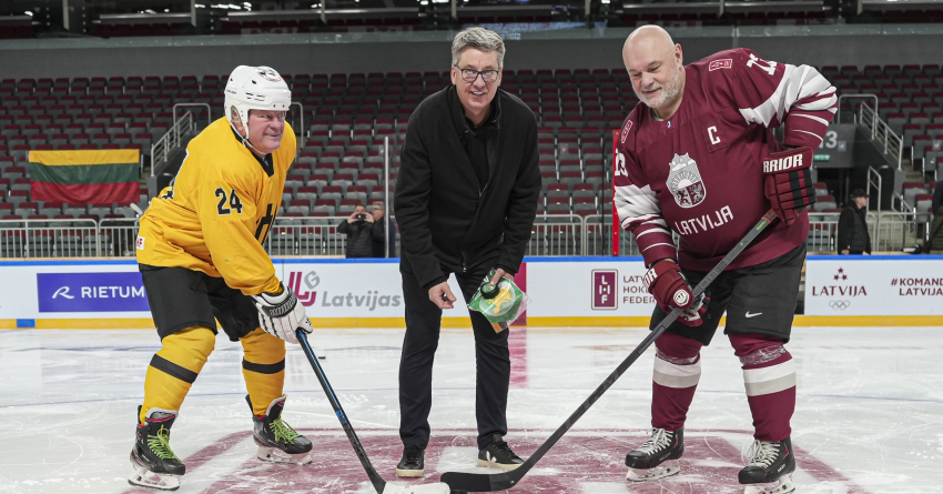 Latvijas veterānu izlase “Xiaomi Arēnā” aizvada spēli pret Lietuvas veterāniem