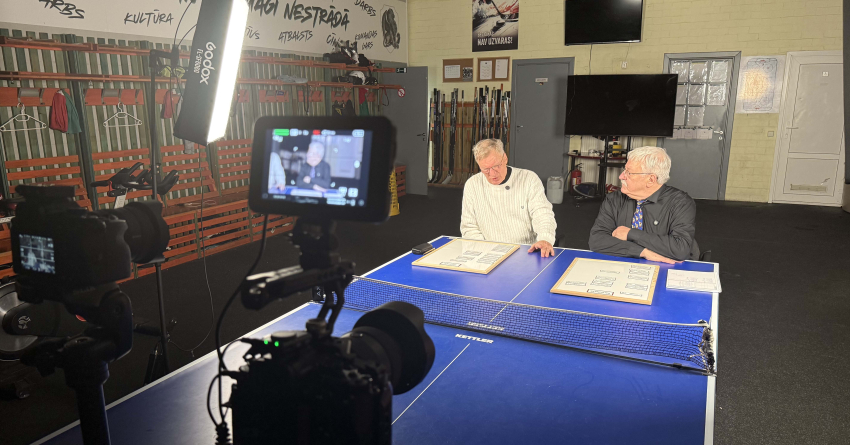 Uz ledus atkal kāps Latvijas hokeja leģendas